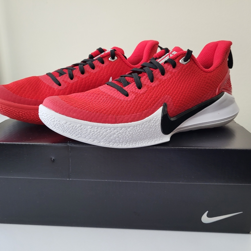 Kobe Bryant Nike Mamba Focus Shoes NIB Men's 6/Women's 7.5 University Red